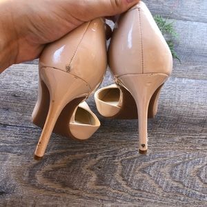 Jessica Simpson Shoes - 🌻REMOVING TONIGHT🌻 Jessica Simpson Cream Heels Jessica Simpson Shoes - 🌻REMOVING TONIGHT🌻 Jessica Simpson Cream Heels